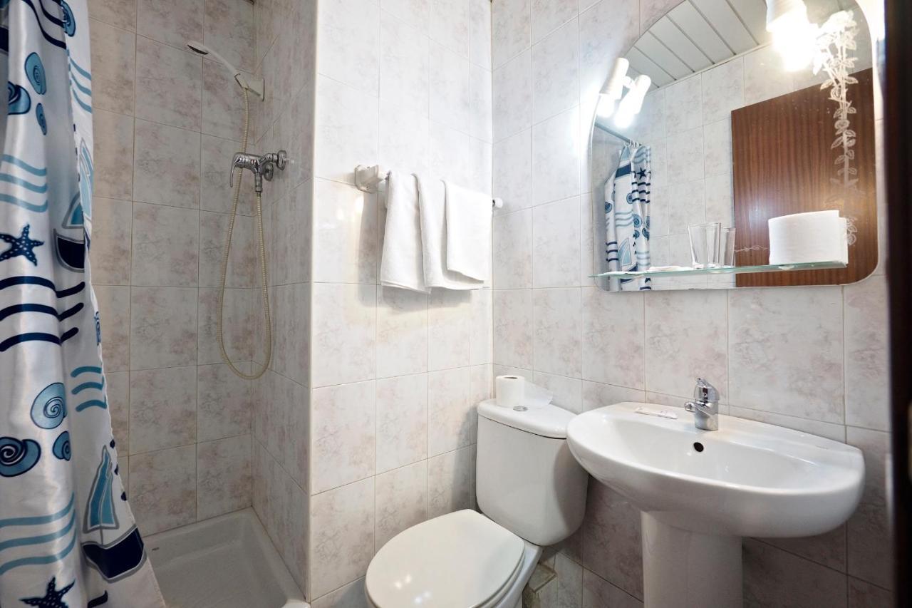 Hostal Ballestero Барселона Екстер'єр фото