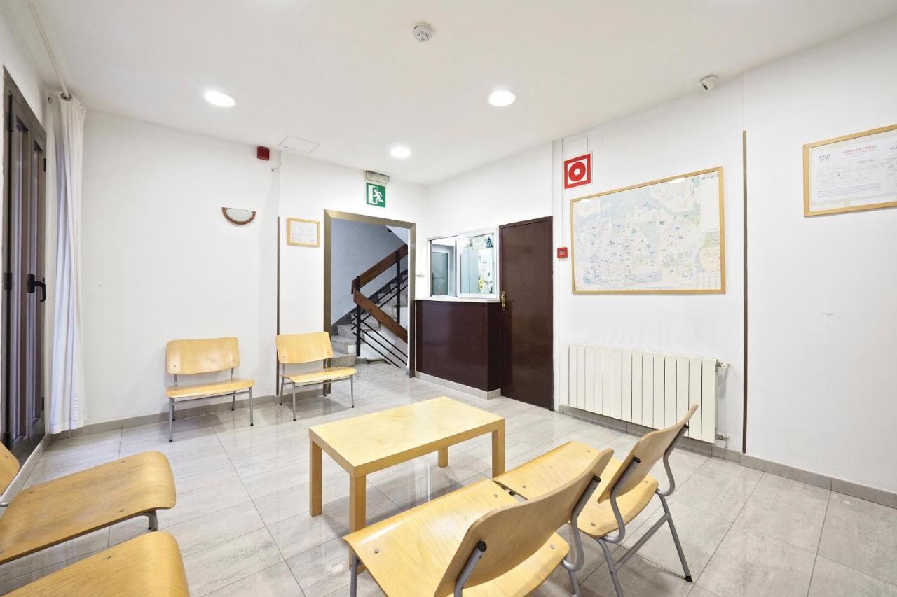 Hostal Ballestero Барселона Екстер'єр фото