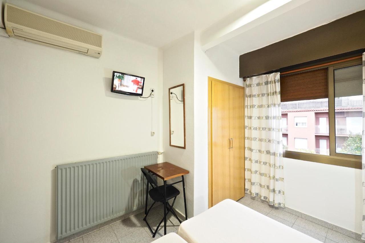 Hostal Ballestero Барселона Екстер'єр фото